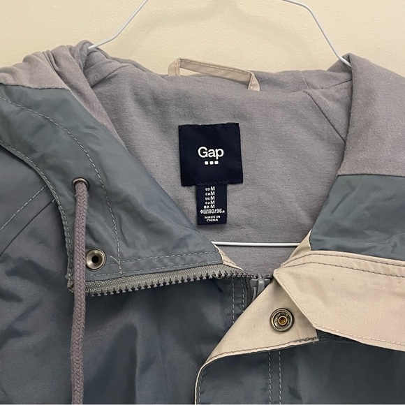 GAP Men’s Colorblock Hooded Jacket Medium Gray Blue Lightweight Windbreaker - Picture 5 of 10